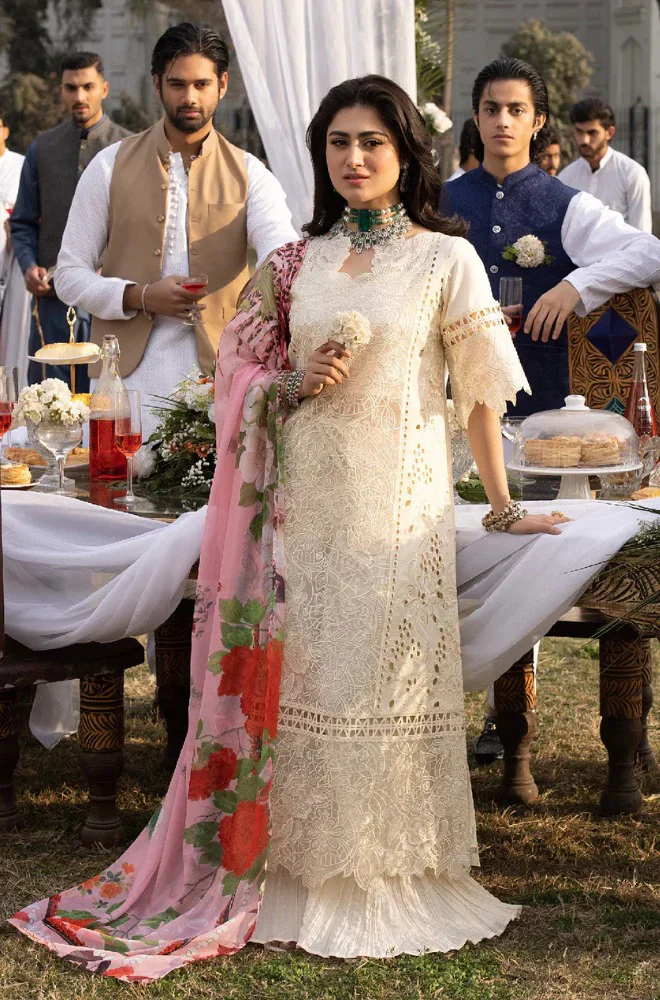Mushq-Embroidered-Summer-Three-Piece-2025-1.webp