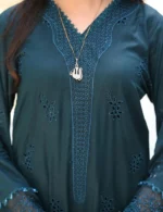 EID COLLECTION Zarashahjhan Embroidered lawn Three Piece COCO-49 - Image 4