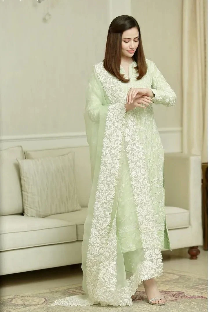 ready_27fb6f75-0d48-4835-9667-5866c5fb5f31 Bareeze D#30 Pista Embroidered Three Piece Lawn Collection - Image 1